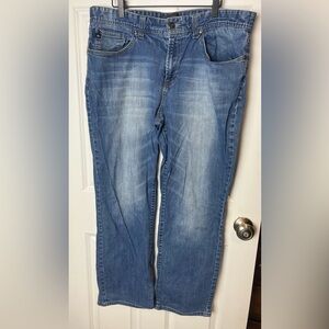 Men’s Joseph Abboud 38x32 Straight Leg Jeans